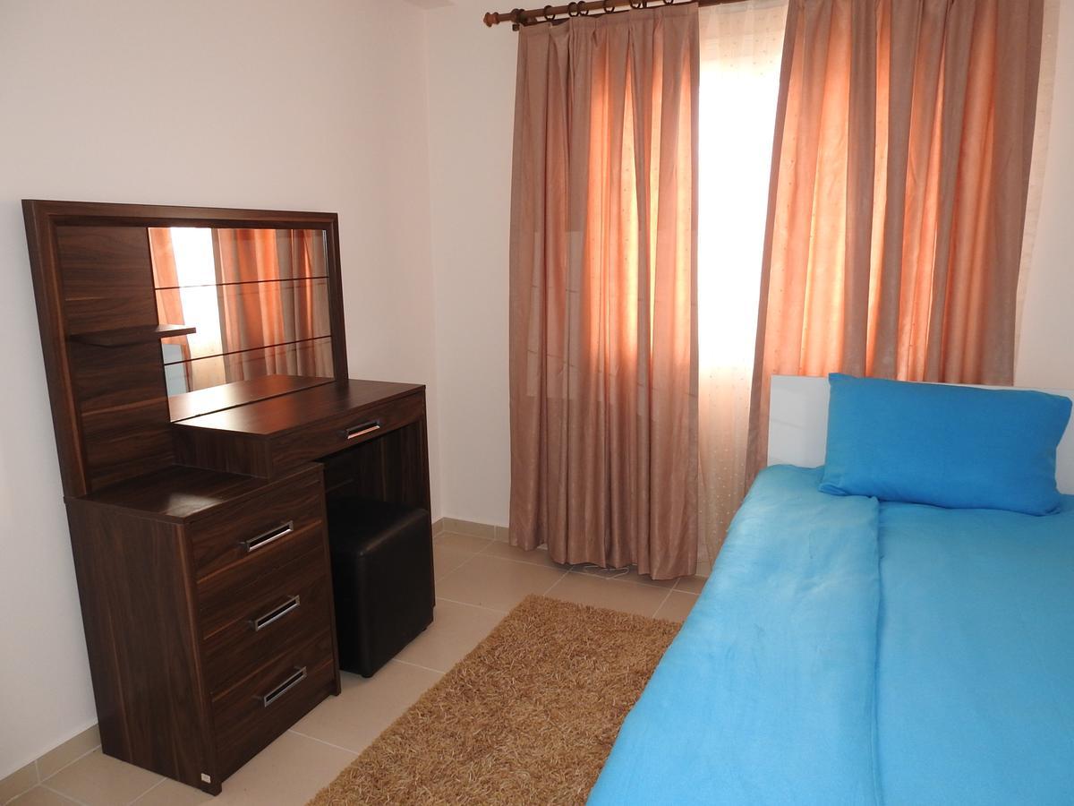 פמגוסטה Aylin Apartment מראה חיצוני תמונה